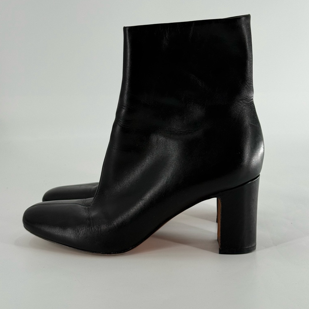 Marc Fisher Black Leather Booties Boots 9.5